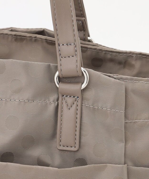 Y'SACCS ドットジャガードポーチ付きトートバッグ ライトグレー