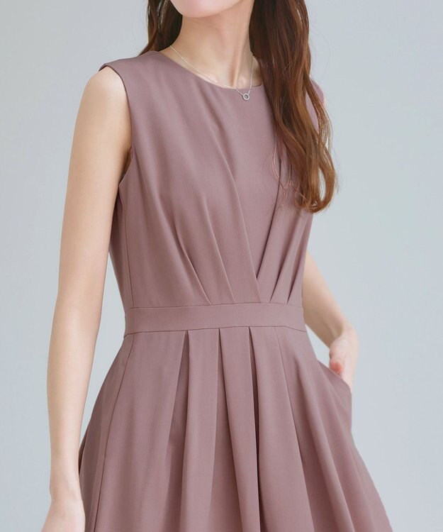 Tiaclasse L 【2TYPEスリーブ/半袖・ノースリーブ・洗える】タックフレアワンピース ノースリーブ：ピンク