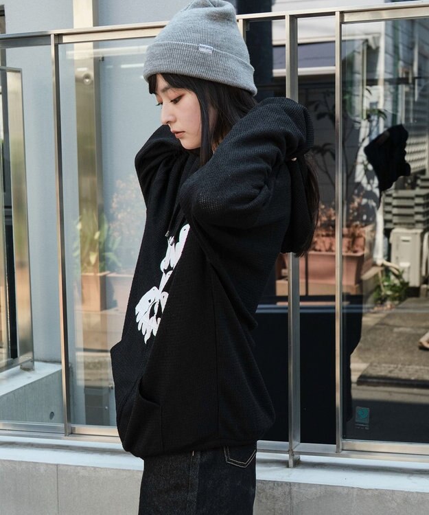 WEGO 【ユニセックス着用ITEM/MLサイズ展開】メッシュロゴジップパーカー ブラック