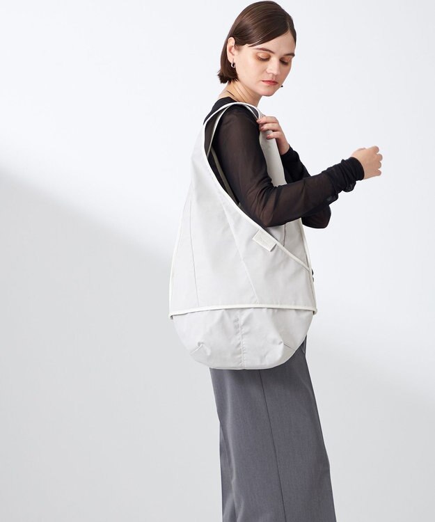 Y'SACCS 【Y'SACCS Gene Line】イゼール トートバッグ ホワイト