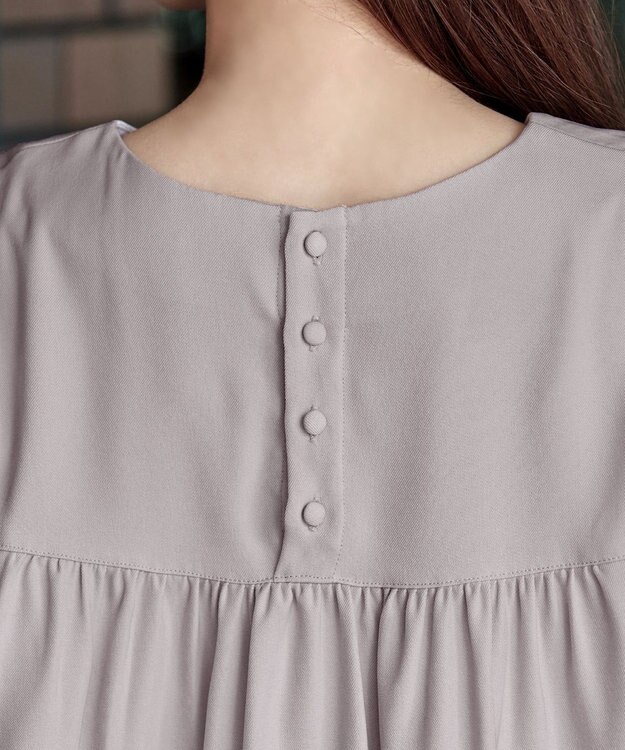 Tiaclasse L 【洗える】フロントタックバックギャザーフレアチュニックブラウス グレージュ