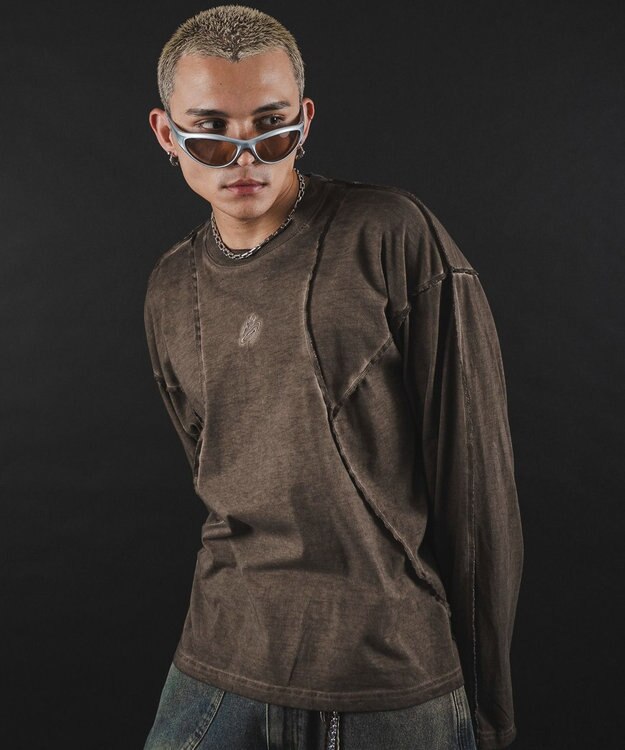 WEGO 【ユニセックス着用ITEM】MA55IVE　コールドダイスウィッチングロゴT（LS） ブラウン