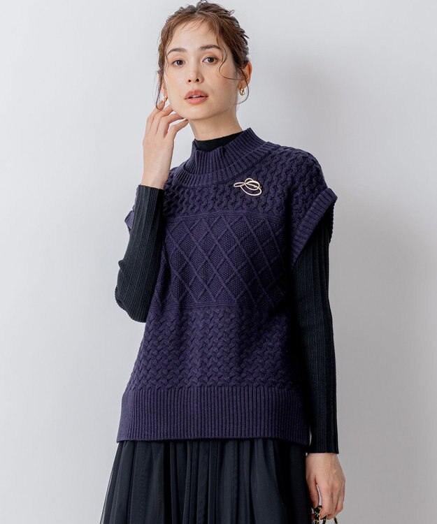 組曲 S 【WEB限定】バルキーニット ベスト ネイビー系