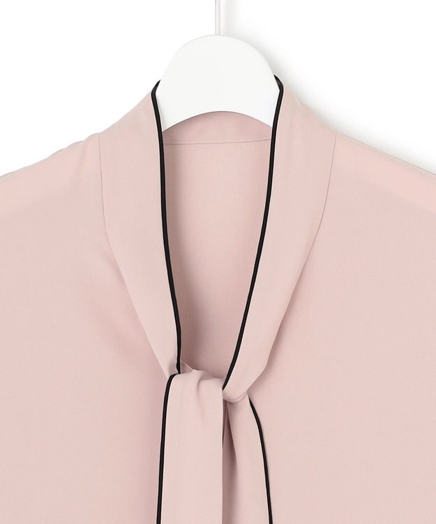 ICB L 【接触冷感・UVケア・速乾・洗える】BackSatinAmunzen 配色ボウタイブラウス ヘイズピンク系