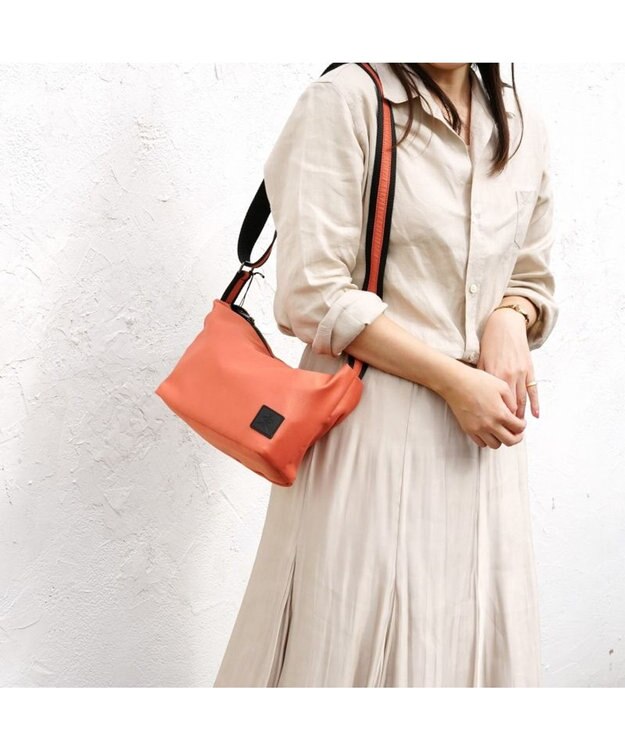 Regalo Felice 【超軽量230g / 長財布やペットボトルも入る】ショルダー / REGALO OR(オレンジ)