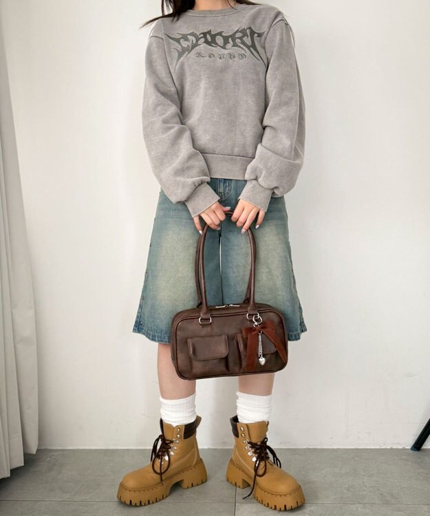 WEGO チャーム付きスクエアボストンバッグ ブラウン