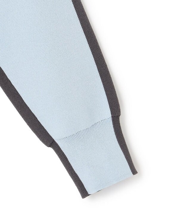 ICB 【先行予約】 コットンポリエステルスムース Vネックニット サックスグレー×チャコール