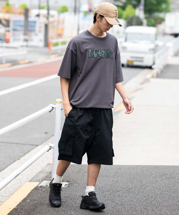 WEGO 【撥水/速乾/ウエストゴム/ユニセックス着用ITEM/MLサイズ展開】ナイロンイージーバギーカーゴショーツ ブラック