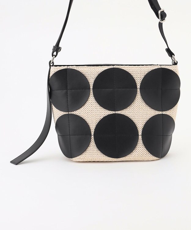 Y'SACCS サークルパッチショルダーバッグ ホワイト