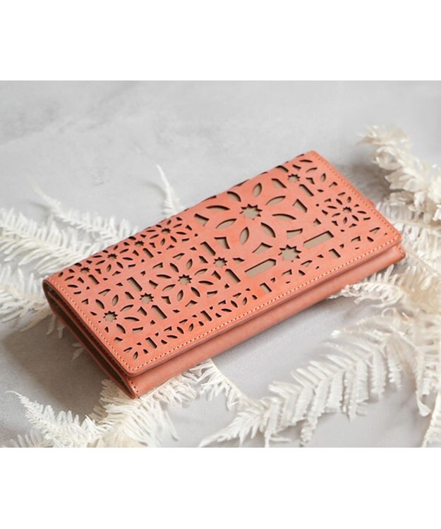 genten マルチカットワークミニ 長財布 コーラルピンク