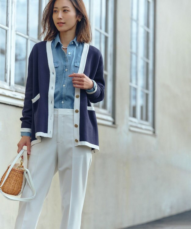 23区 【洗える】ストレッチツイル センタープレス パンツ ホワイト系