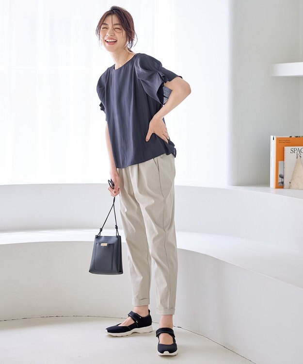 ANY マットサテン袖タックブラウス ネイビー