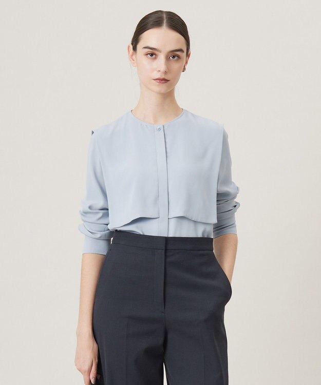 ICB L 【UVケア・速乾・接触冷感・洗える】BackSatinAmunzen デザインブラウス サックスグレー系