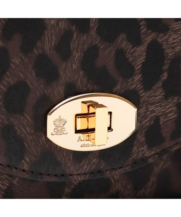 A.D.M.J. 【牛革】フィバナイラ/ザ・ビークラッチショルダー エスプレッソ