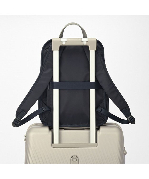 ACE BAGS & LUGGAGE W&.Day/Night リッカノーツ スクエアリュック A4サイズ 13.3インチPC収納 19161 ダブルアンドデイナイト ネイビー