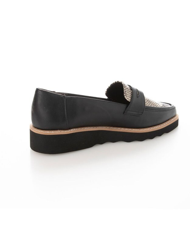 MODE ET JACOMO <carino>【レイン】ポインテッドコインローファー ブラックコンビ