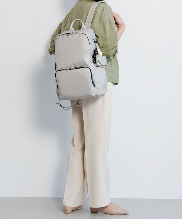 ACE BAGS & LUGGAGE HAyU × ace. フィカス リュックサック A4サイズ 19105 ハユ ライトグレー