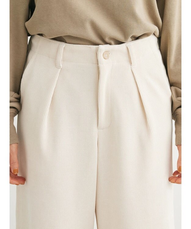 Green Parks コーデュロイワイドパンツ Ecru