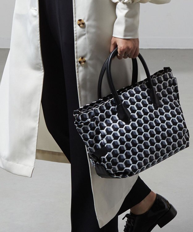 Y'SACCS キュービックモノグラム　2WAYトート　Sサイズ ブラック