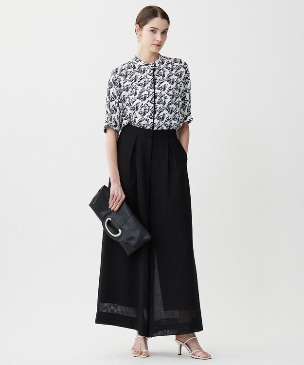 ICB L 【人気のため新色追加・接触冷感・UVケア・速乾・洗える】BackSatinAmunzen 5分袖バンドカラーブラウス オフホワイト×ブラック柄系