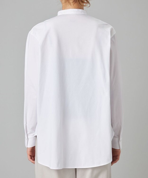 Chacott EasyCare+ノーカラーシャツ ホワイト