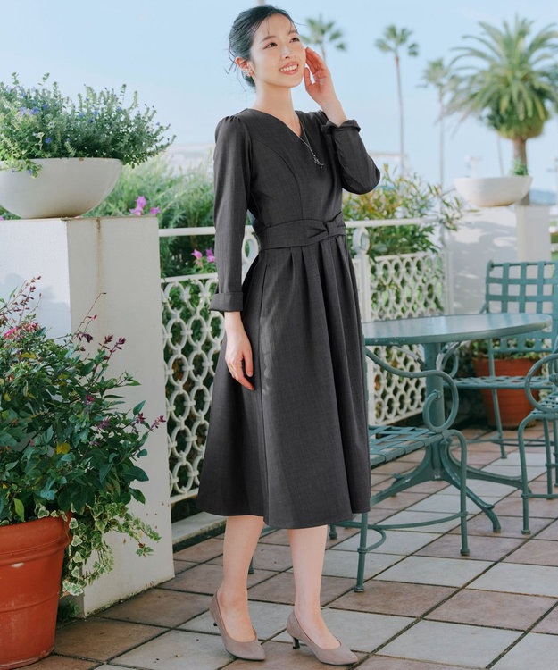 Tiaclasse L リボンウエスト切替ワンピース チャコールグレー