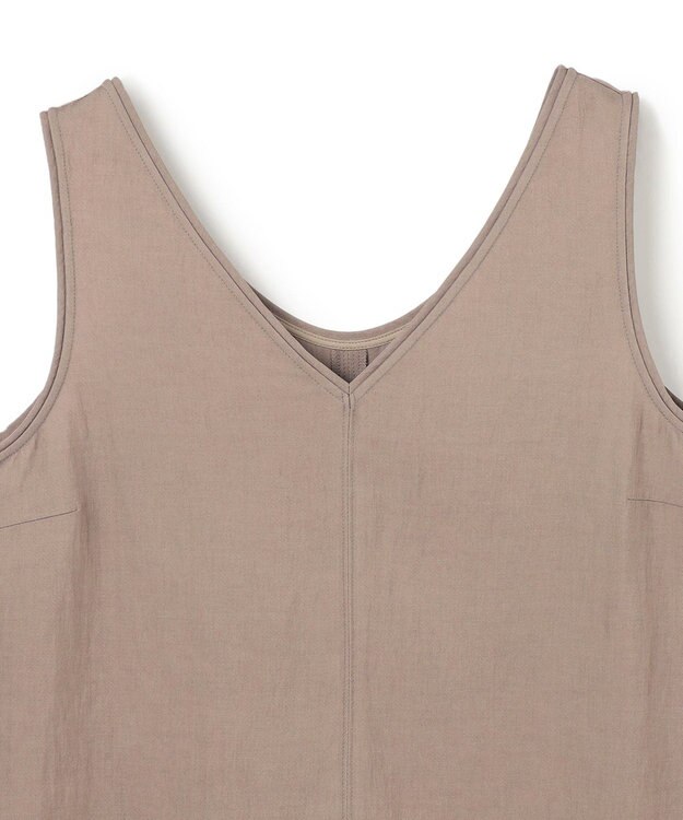 uncrave ドレープツイル Vネックトップス トープ（佐藤晴美さん着用）