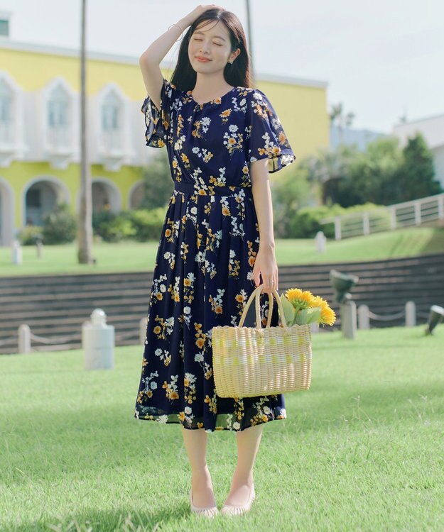 Tiaclasse 大花柄シフォンワンピース ネイビー