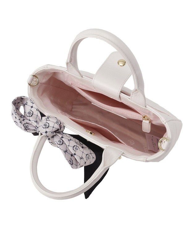 Maison de FLEUR スカーフ付きパールキルティングトートバッグ Light Pink