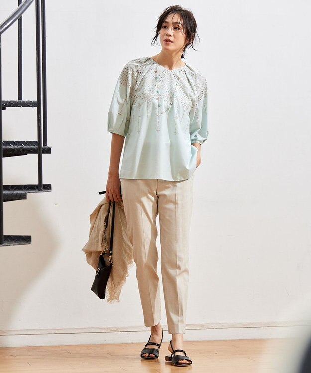 自由区 L 【カタログ掲載・洗える】エンブロイダリーローン ブラウス アクア×ベージュ