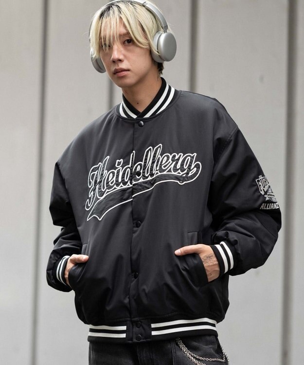 WEGO 【ユニセックス着用ITEM】グラフィックパファースタジャン ブラック