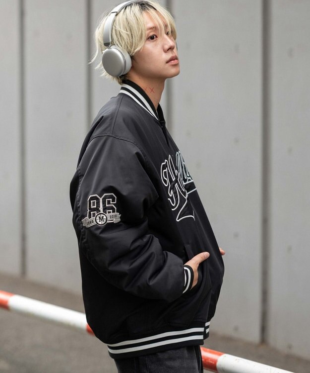 WEGO 【ユニセックス着用ITEM】グラフィックパファースタジャン ブラック