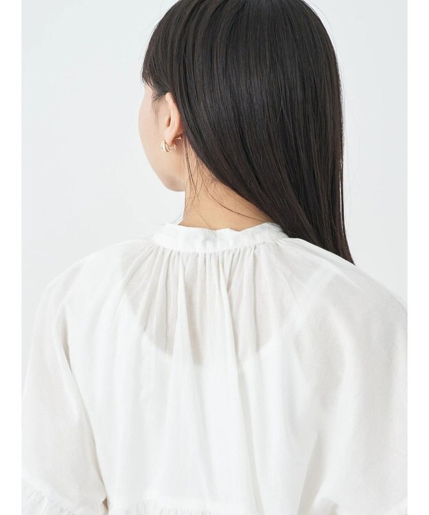 earth music&ecology コットンボイルボリュームブラウス Off White