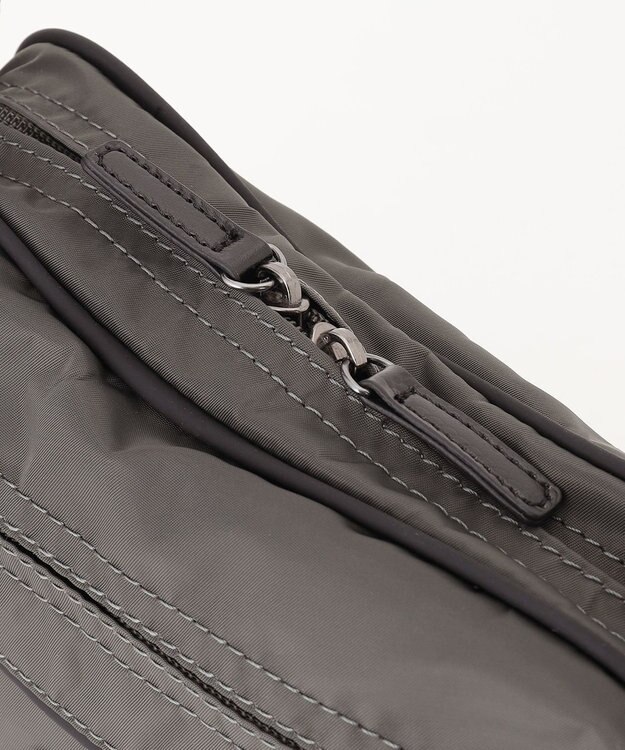 Y'SACCS 【Y’SACCS vous et】ナイロン×ポリウレタン ショルダー ダークグレー