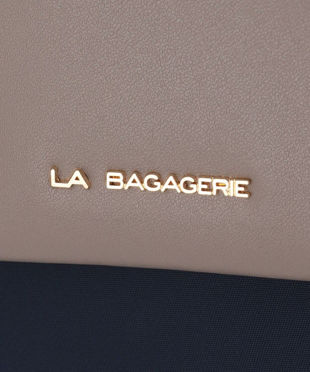 LA BAGAGERIE リサイクルレザー　フラップトート ネイビー