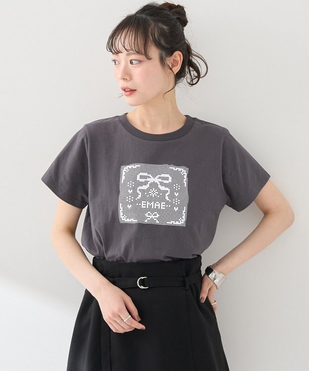 earth music&ecology アソートロマンティックグラフィックＴ Dark Gray