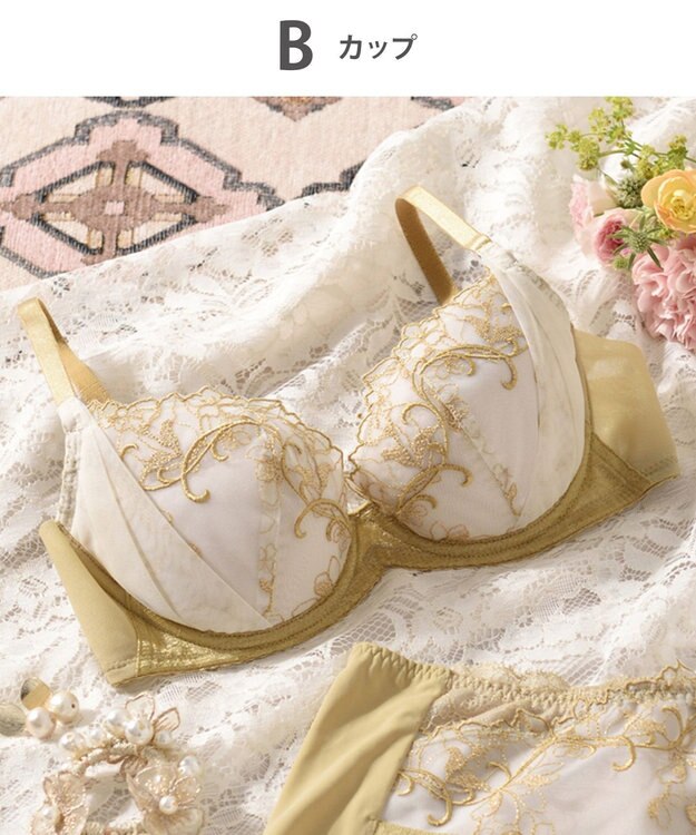 Wing 【エアリーソフトブラ】　ふんわりエアリーな着用感　脇から背中すっきり　ウイング／ワコール　KB2202 カラシ