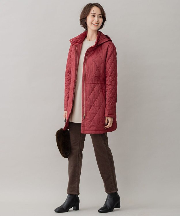 自由区 L 【洗える】ブライトキルト フード付きコート レッド系