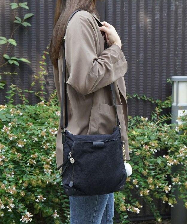 ACE BAGS & LUGGAGE kanana project collection ECD-1 ショルダーバッグ 縦 19082 カナナプロジェクトコレクション ブラック