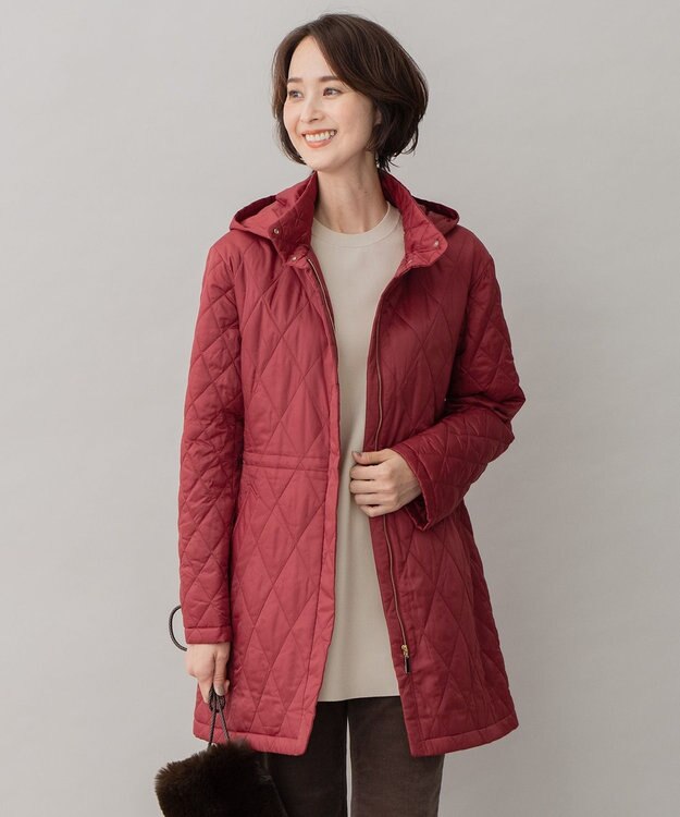 自由区 L 【洗える】ブライトキルト フード付きコート レッド系