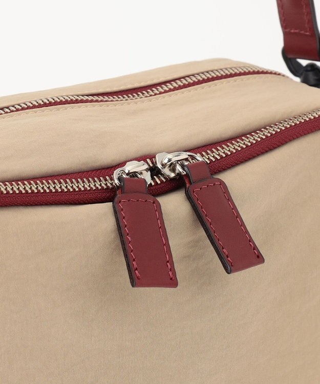 YUSHI Square - SHOULDER ショルダーバッグ【撥水/ナイロン/軽量】 ベージュ