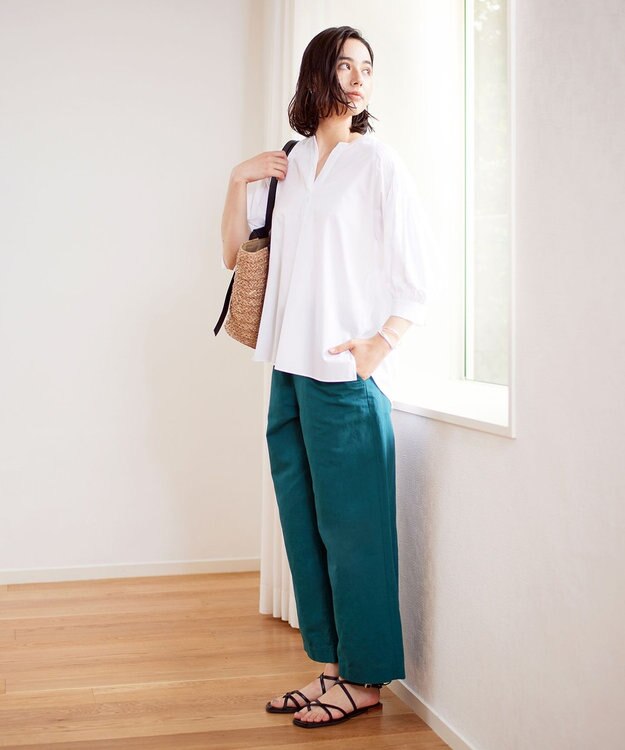 UNFILO 【洗える/シワになりにくい】イージーケア タックスリーブブラウス ホワイト系