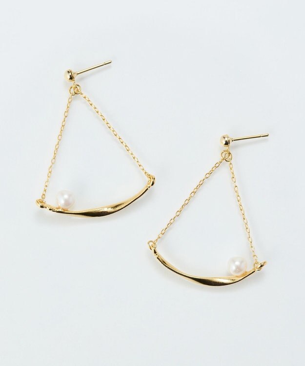 Phoebe 【金属アレルギー対応】スライヴパールトライアングルピアス　ゴールド/ニッケルフリー ゴールド