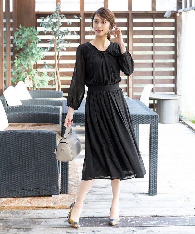 Tiaclasse 【新色追加・洗える】シフォンギャザーワンピース ブラック