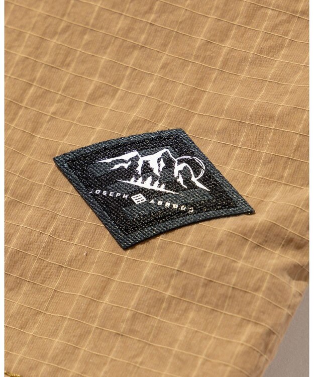 JOSEPH ABBOUD MOUNTAIN 【ECO撥水・軽量/男女兼用】Teeamu Jarviコラボベスト ベージュ系