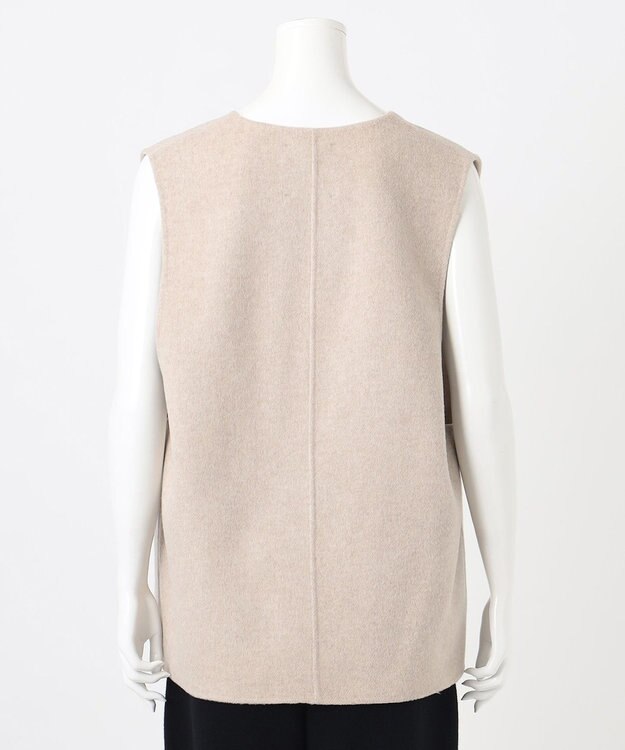 23区 【エステータ】ブラッシュドラムズウール ベスト トップベージュ系