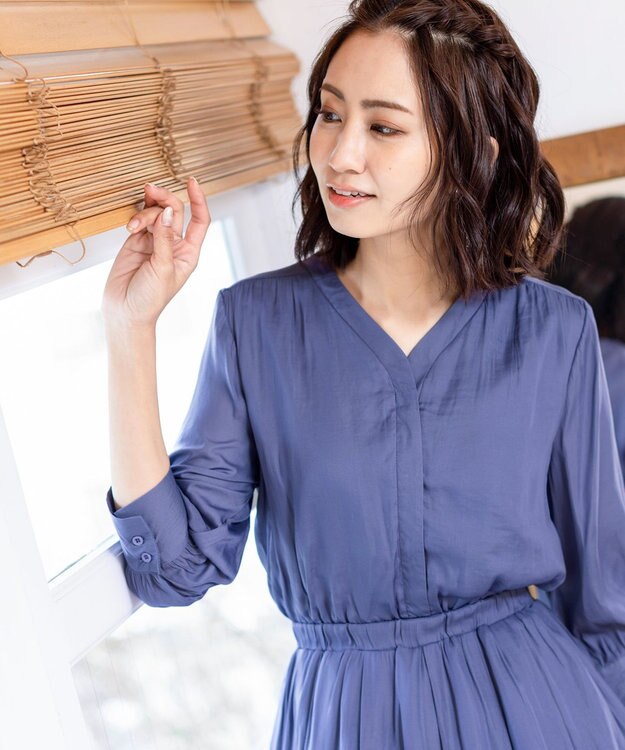 Tiaclasse L 【洗える】スタイルアップも叶うヴィンテージサテンワンピース ブルー