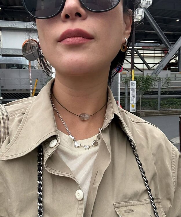 susui 石岡真実さん着用【doughnut】フープピアス S (SVMAT)_片耳 ブラウン