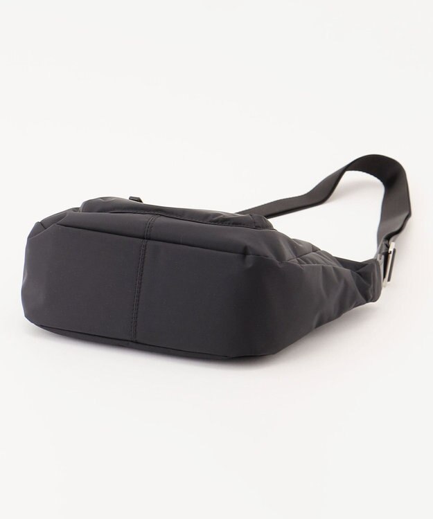 Y'SACCS カーゴポケット　ショルダーバッグ ブラック