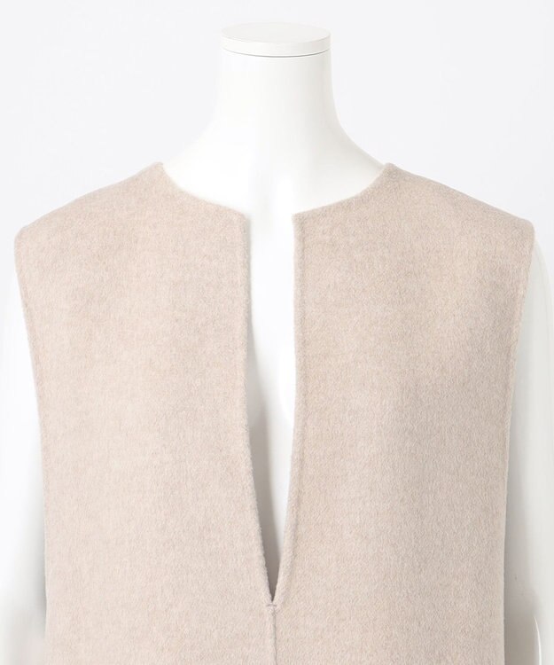 23区 【エステータ】ブラッシュドラムズウール ベスト トップベージュ系